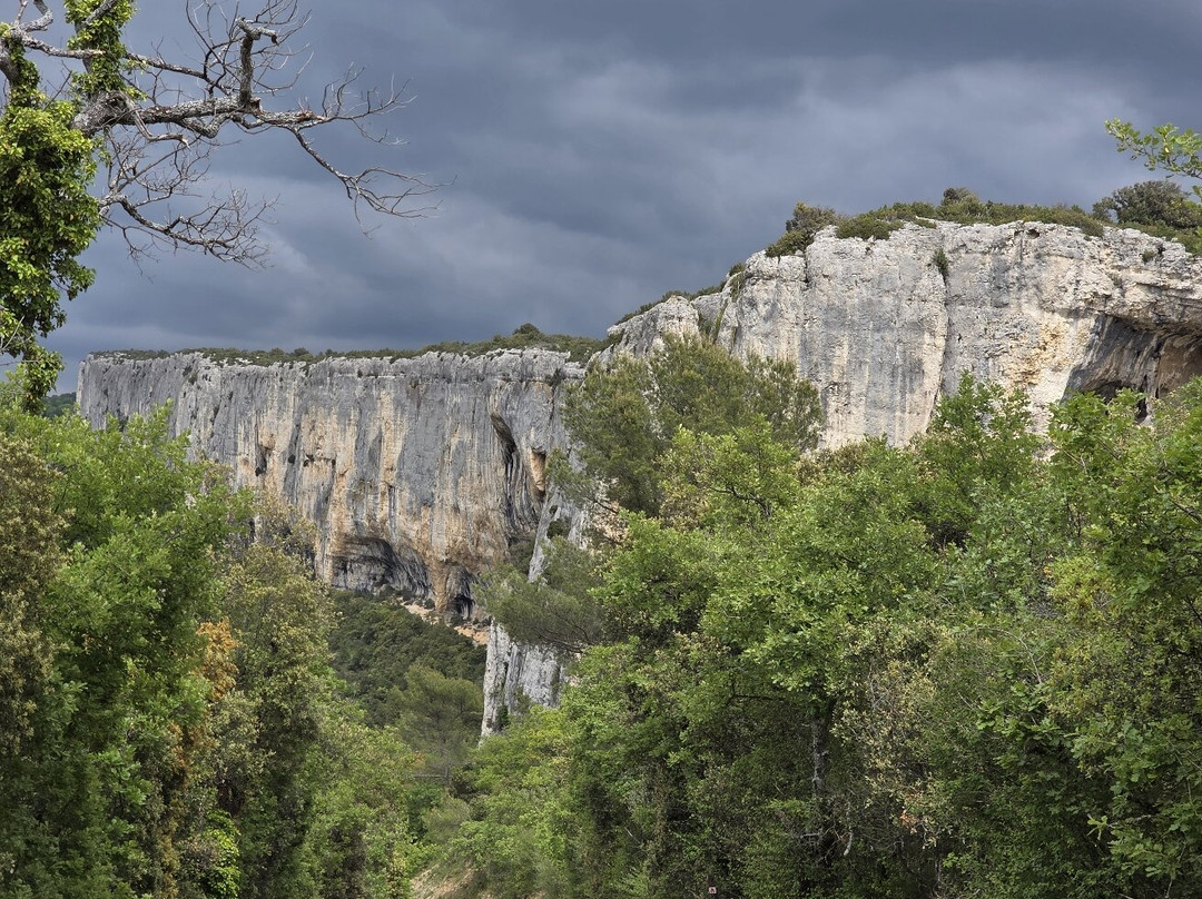 La Falaise de la Madeleine-Lioux必去景点