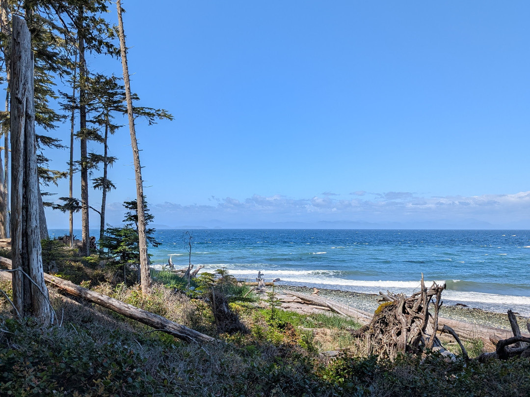 Beautiful Bay Trail景点图片