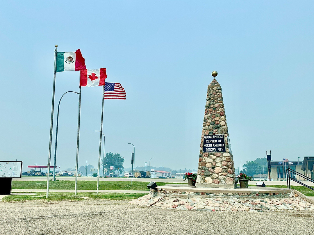 Geographical Center of North America-Rugby必去景点