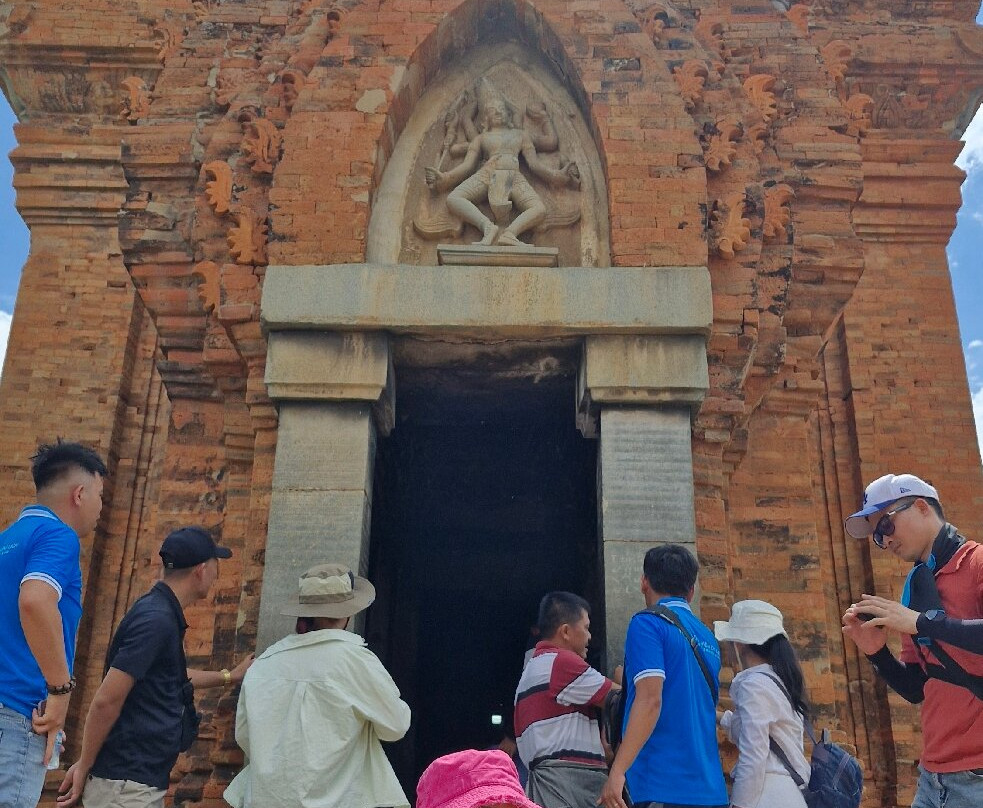 Po Klong Garai Cham Temple Towers景点图片
