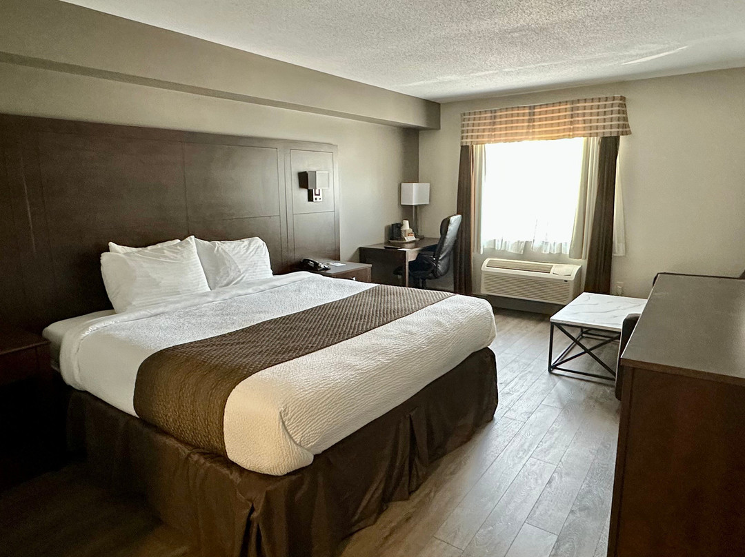 Days Inn by Wyndham Leamington主图