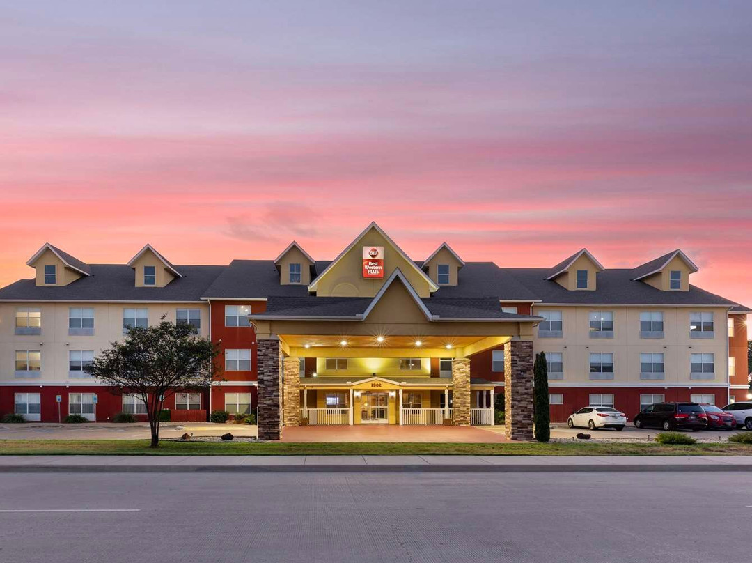 Lacy Lakeview酒店住宿-Best Western Plus Waco North