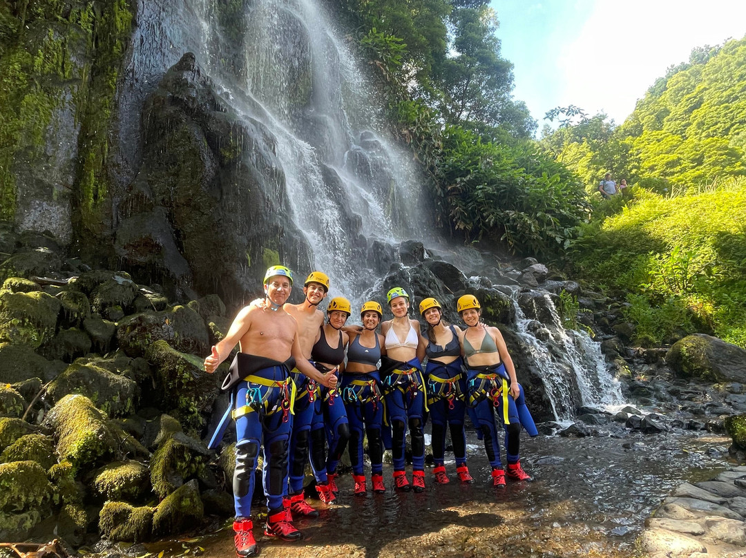 São Miguel: Experiência de Canyoning na Ribeira dos Caldeirões-Nordeste必去景点