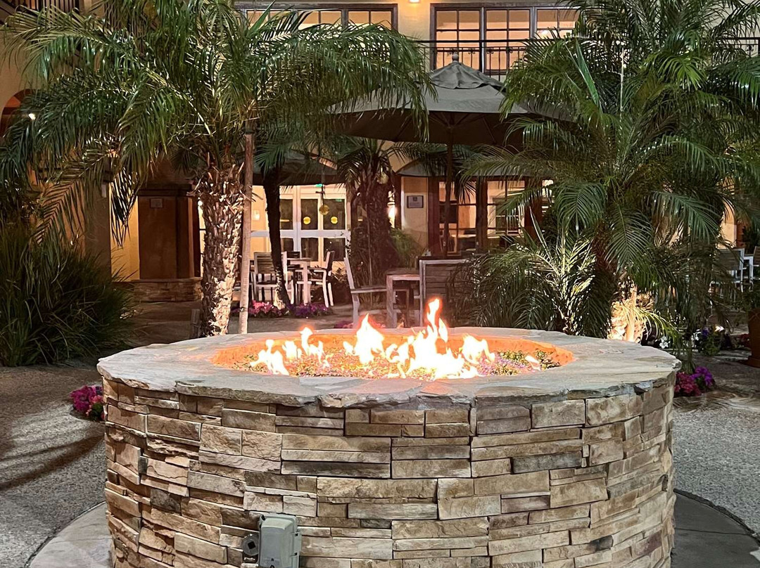 约翰韦恩机场品质套房酒店主图