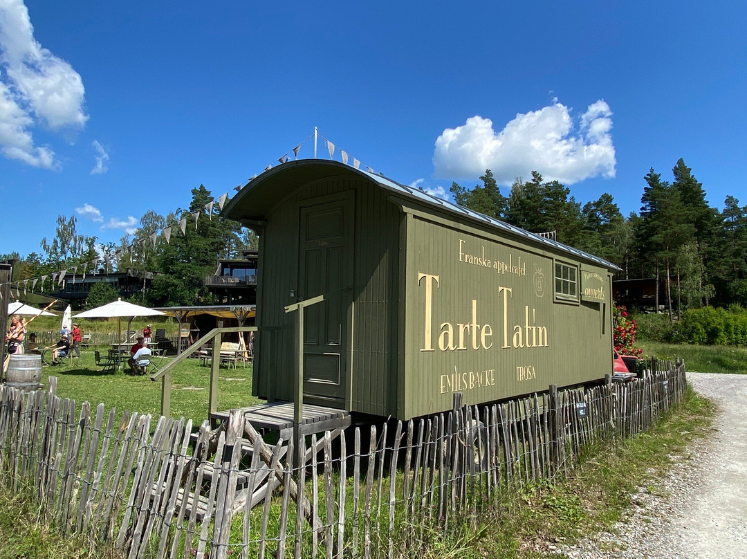 Tarte Tatin Café