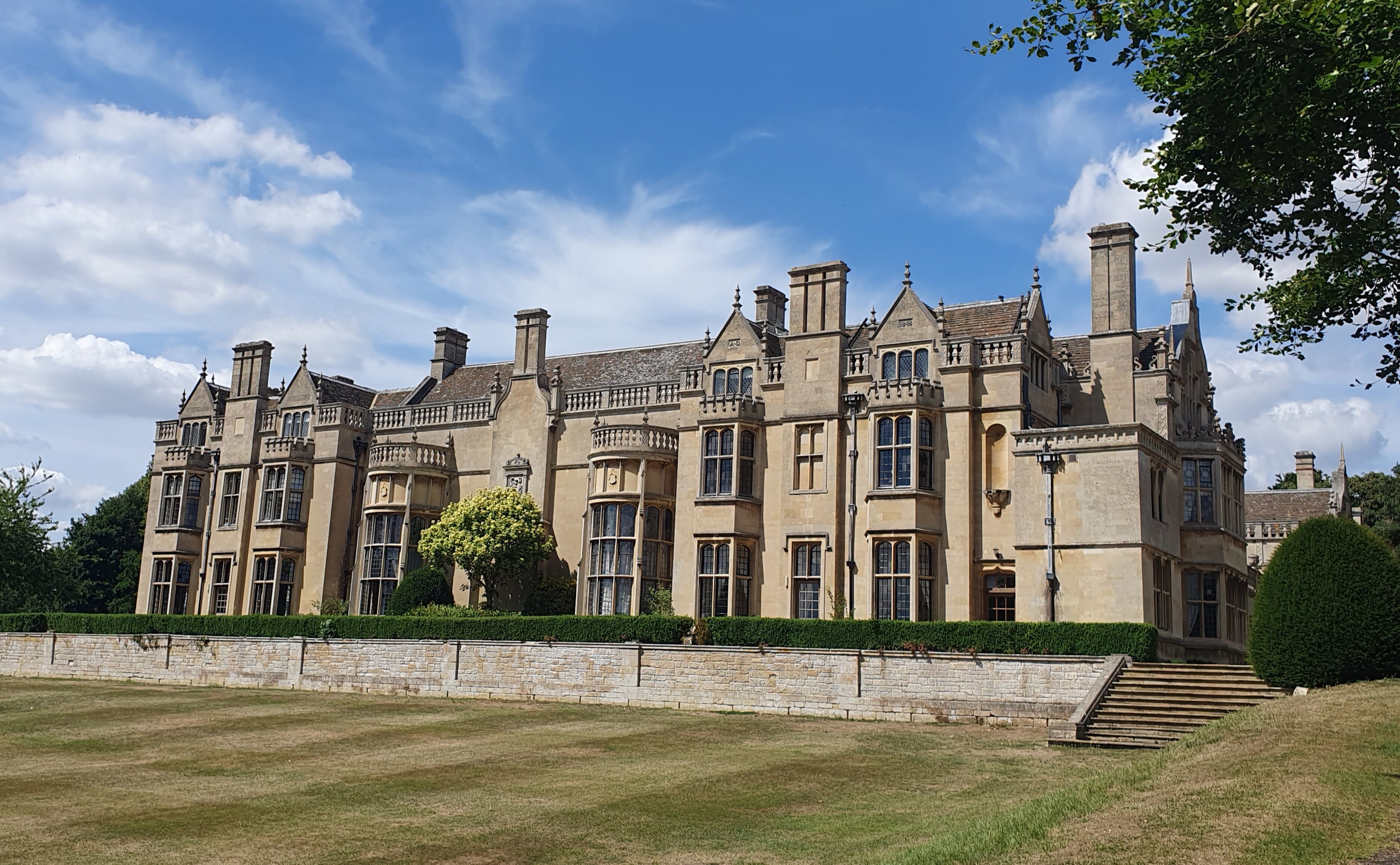 Rushton Hall Hotel And Spa-官方
