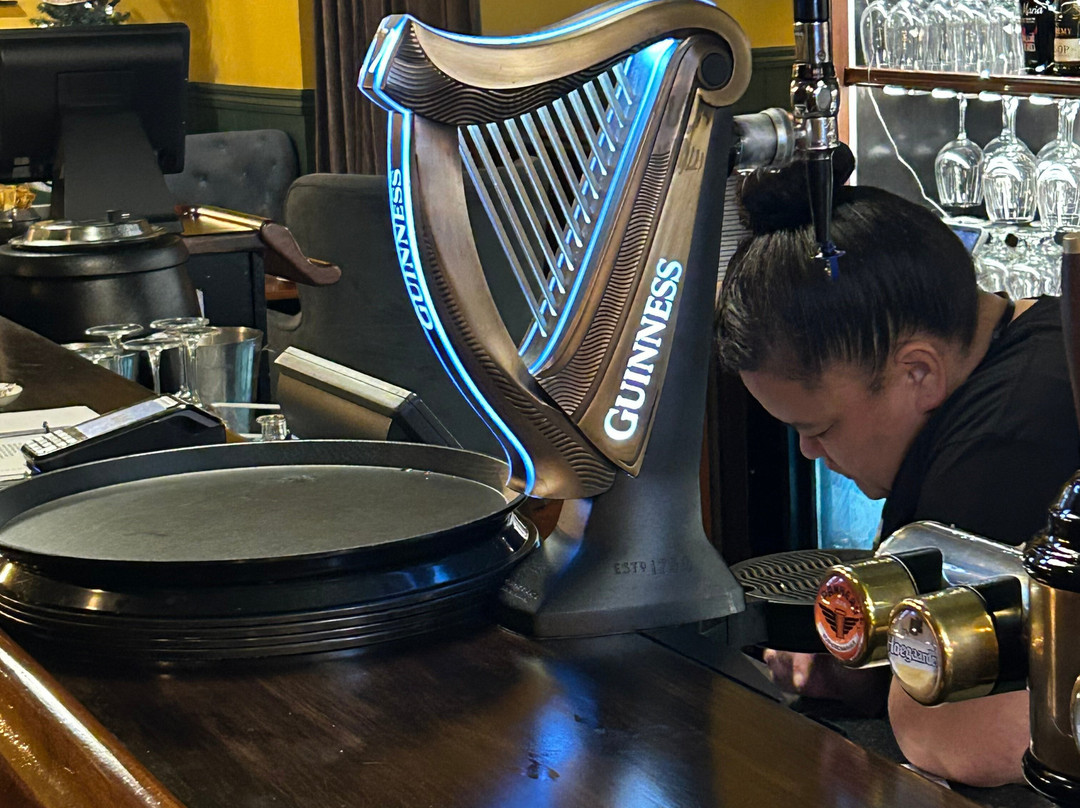 The Royal Hotel主图