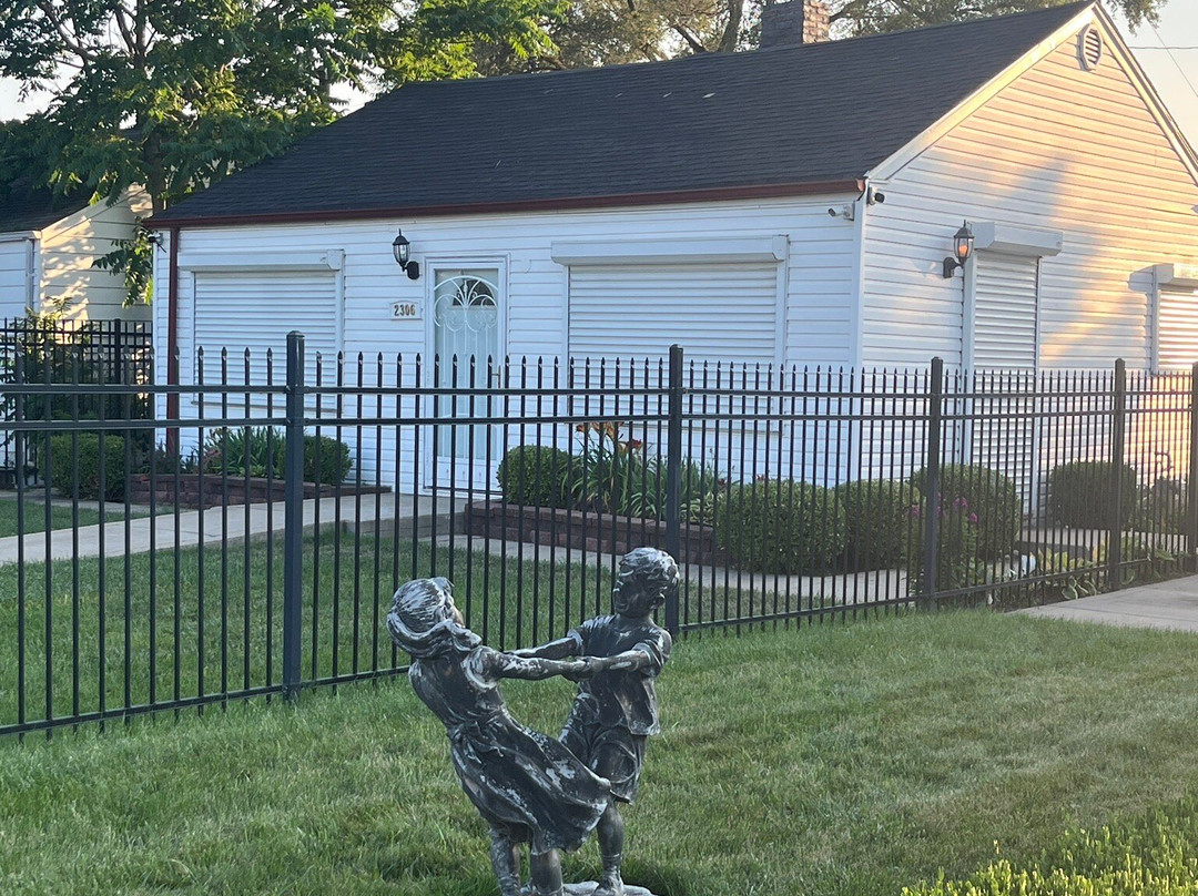 Michael Jackson Family Home-盖里必去景点