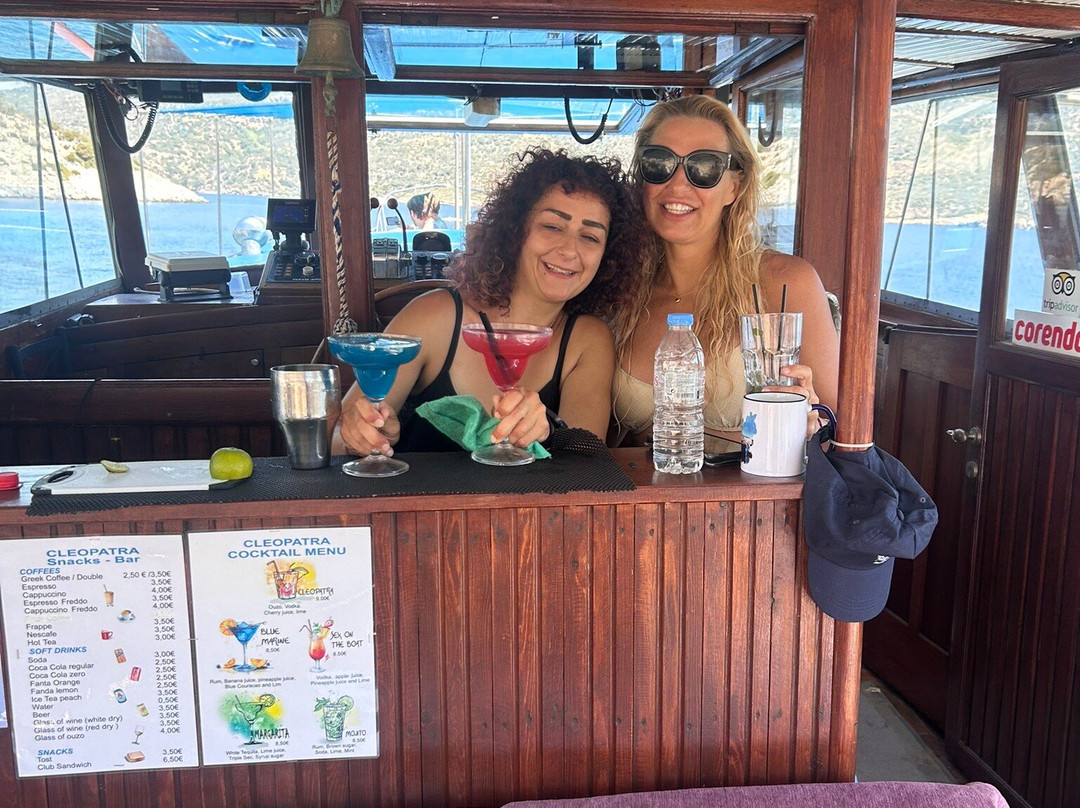 Cleopatra Yachts-Marathokampos必去景点