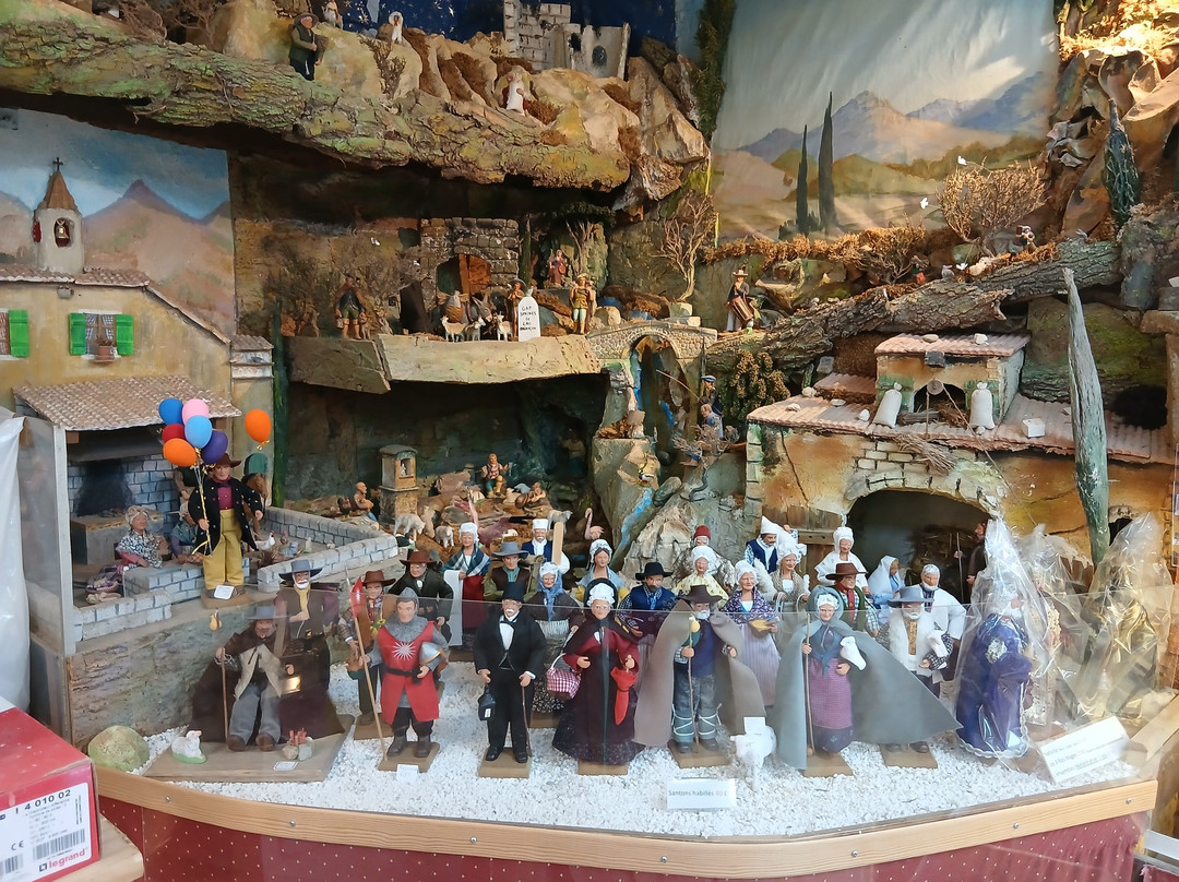 Santons Peyron Campagna-普罗旺斯地区莱博必去景点