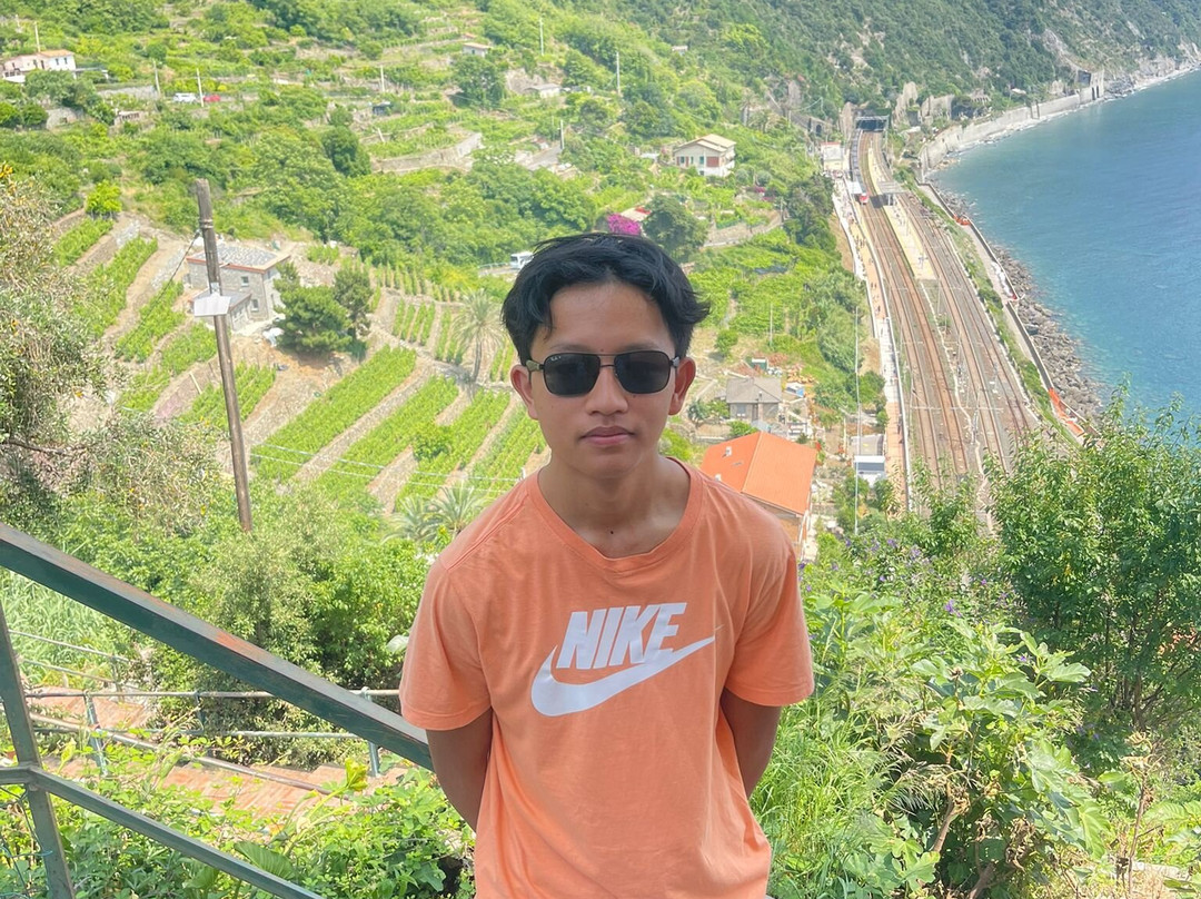 Scalinata Lardarina-Corniglia必去景点