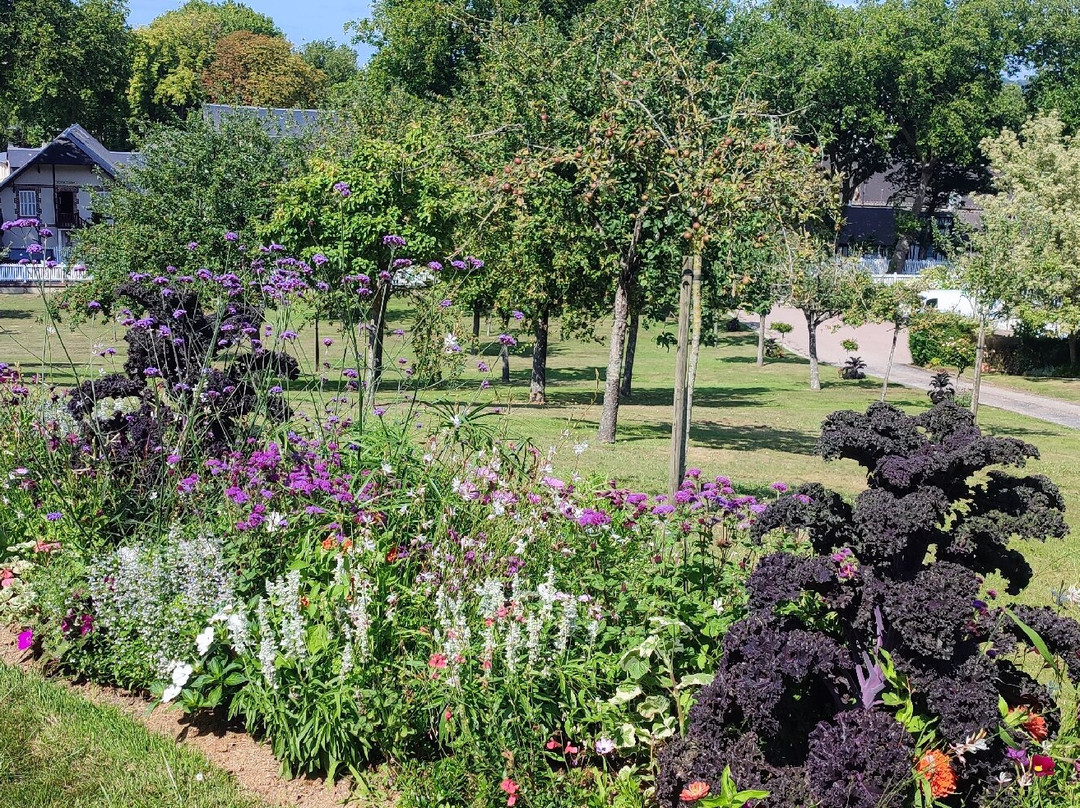 Villa Strassburger-多维尔必去景点