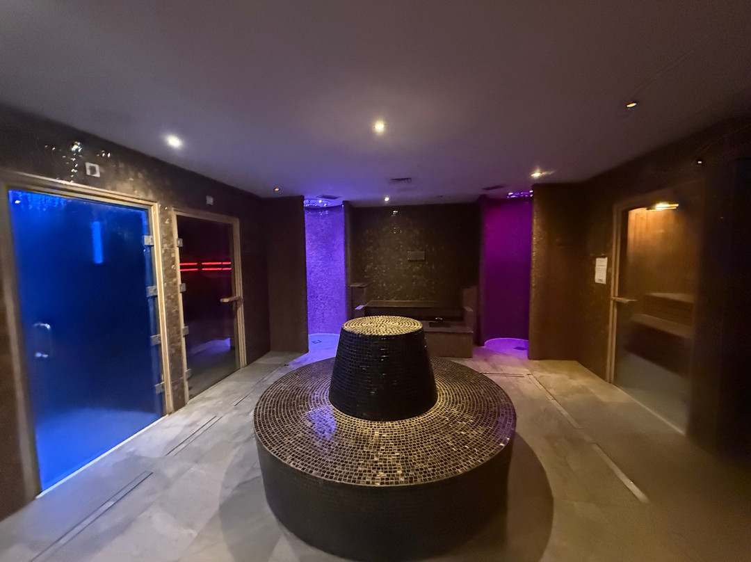 Macdonald Craxton Wood Spa