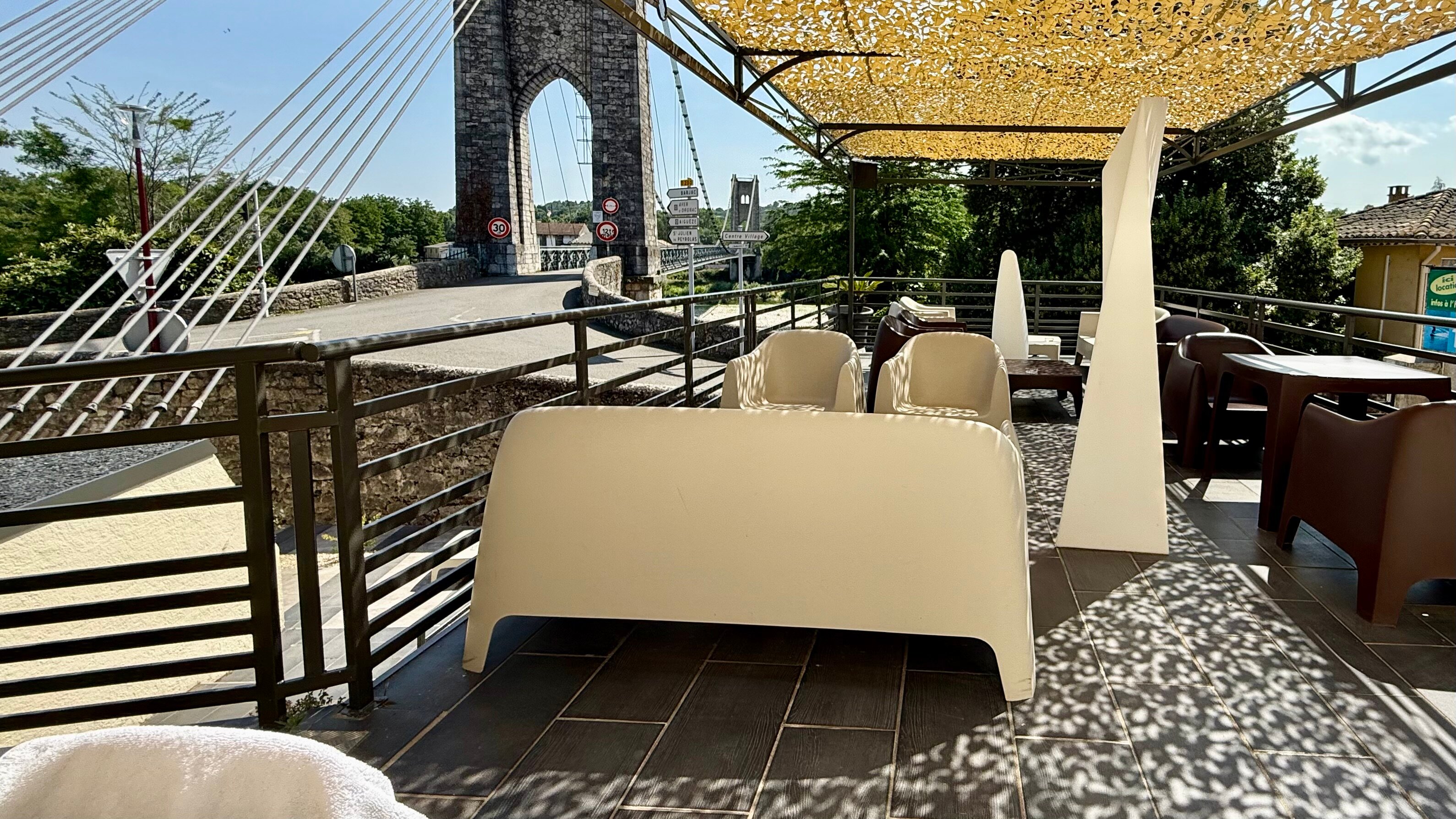 Logis Hôtel Bellevue-官方