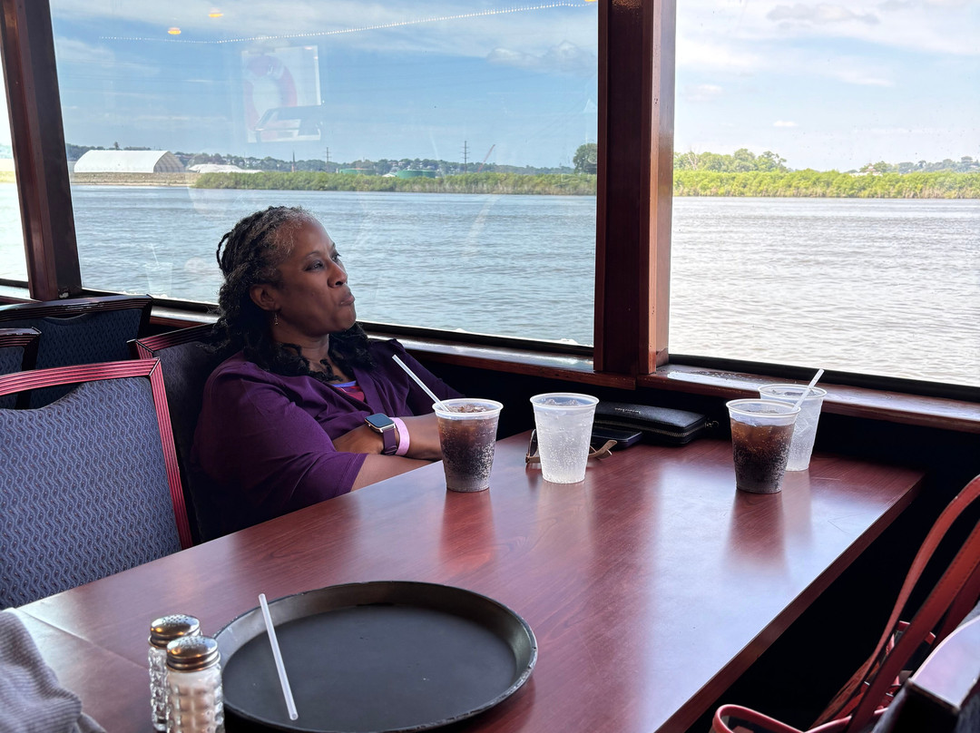 American Lady Cruises-迪比克必去景点