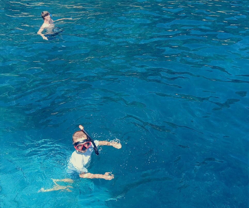 Papanikolis Cruise Boat-Nidri必去景点