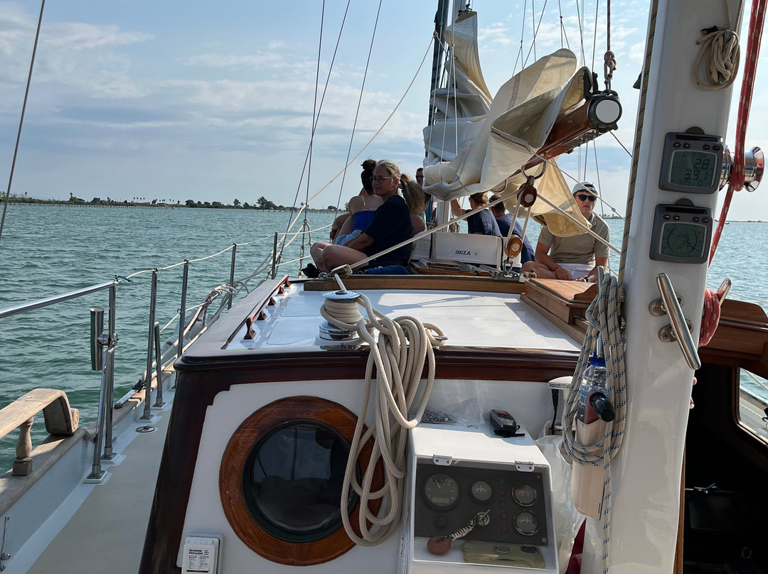 Butterfly Charters-圣卡洛斯拉腊皮塔必去景点