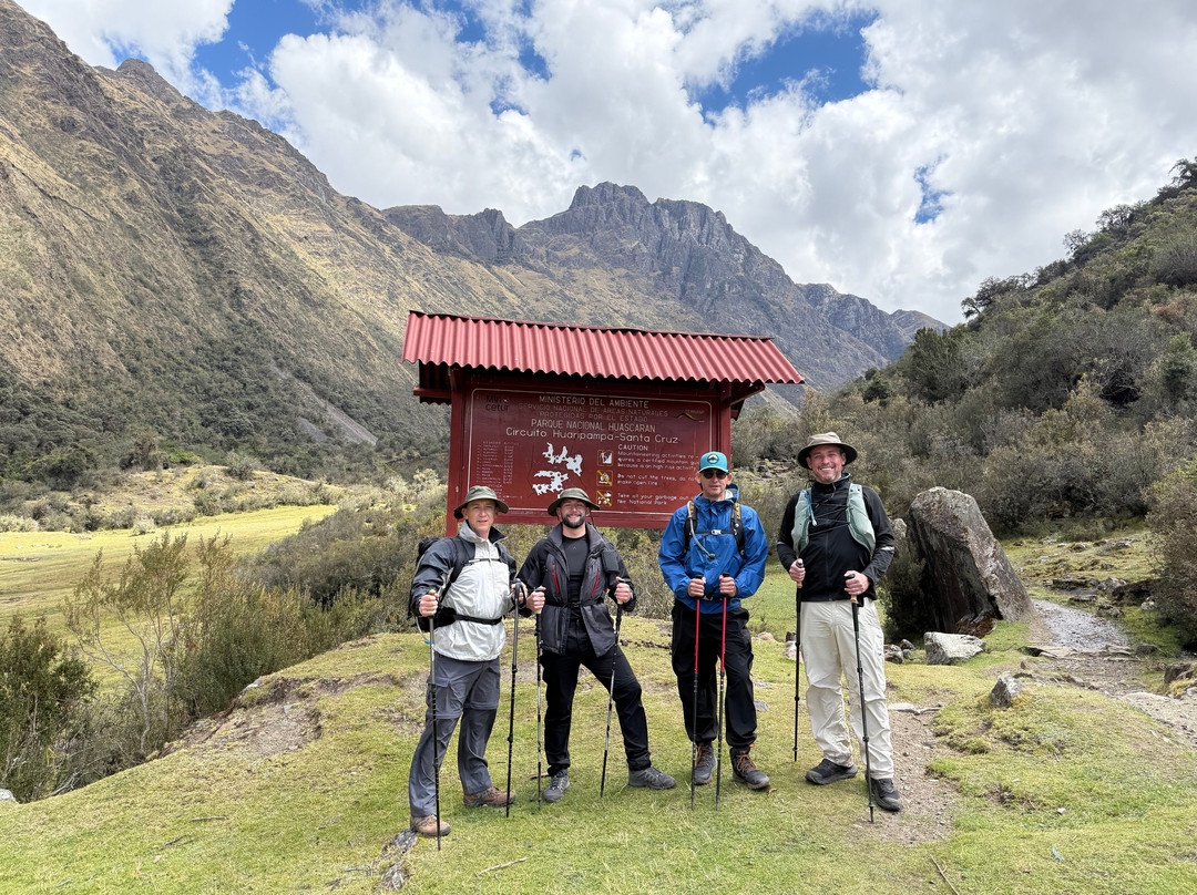 Andean Treks-Carhuaz必去景点