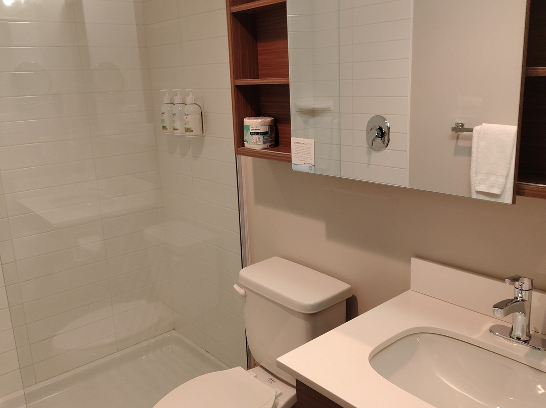 Microtel Inn & Suites by Wyndham Kirkland Lake主图