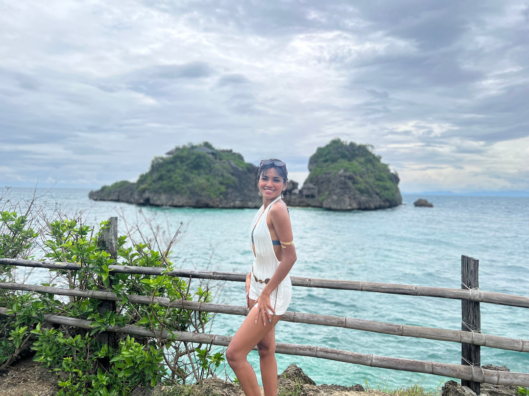 Tatlong Pulo Beach-Jordan必去景点