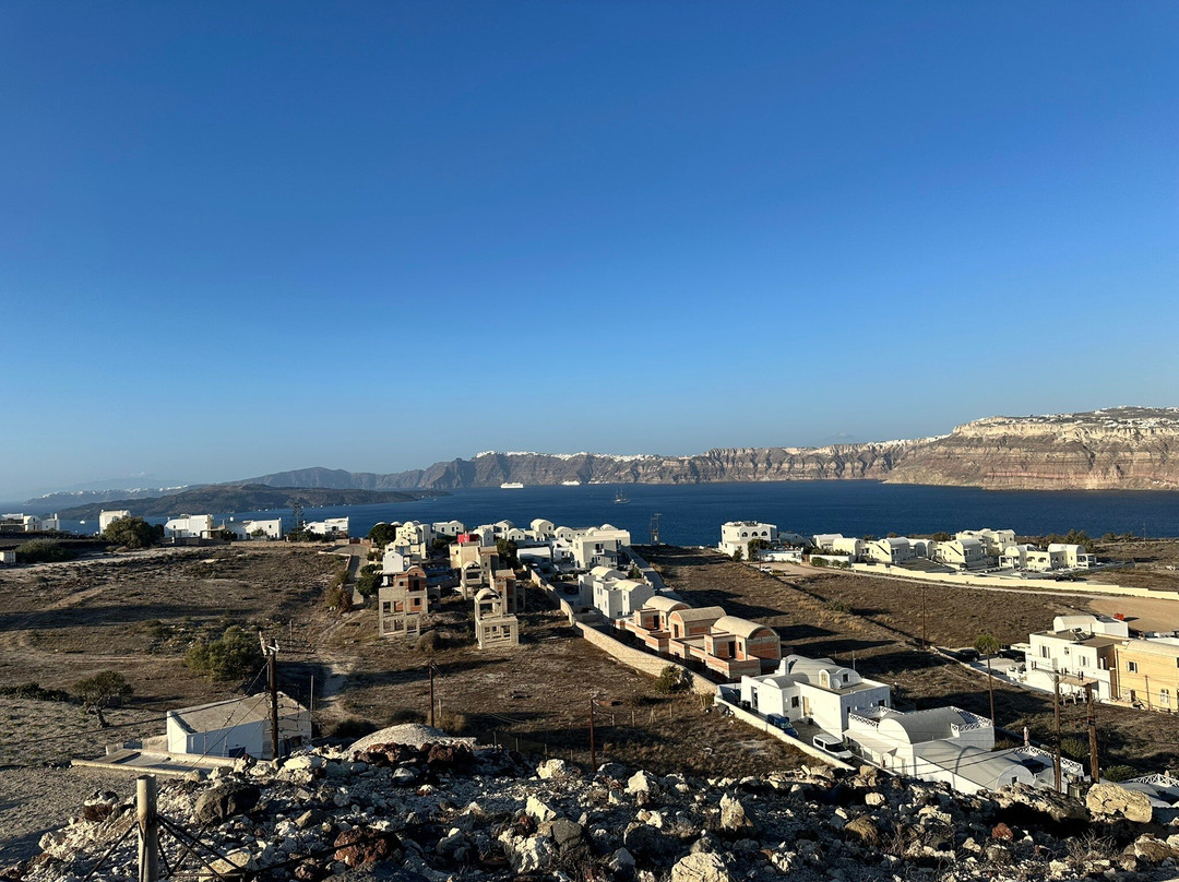 Venetian Castle of Santorini-阿克罗蒂里必去景点