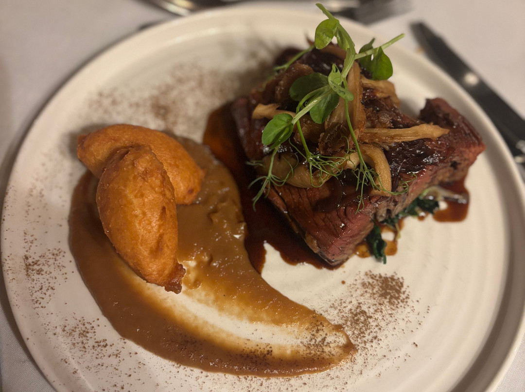 Yalbury Cottage主图