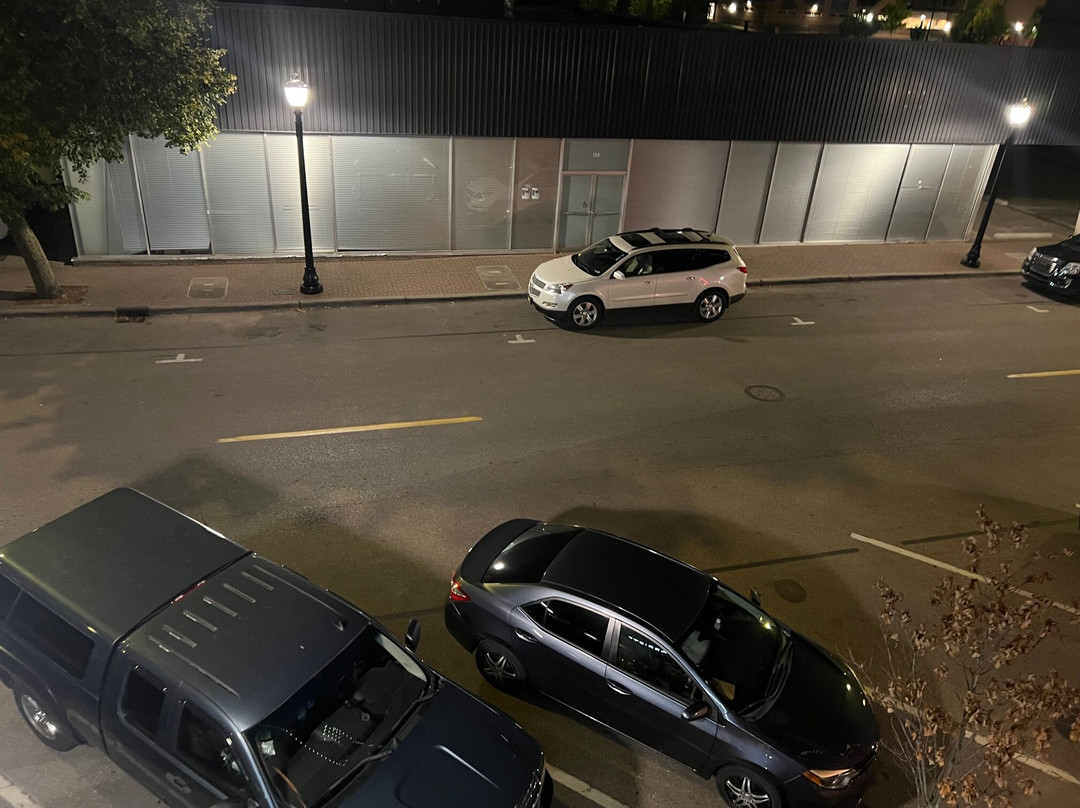 Courtyard by Marriott Holland Downtown主图