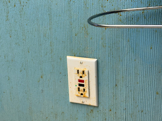 Gray Plaza West Frankfort