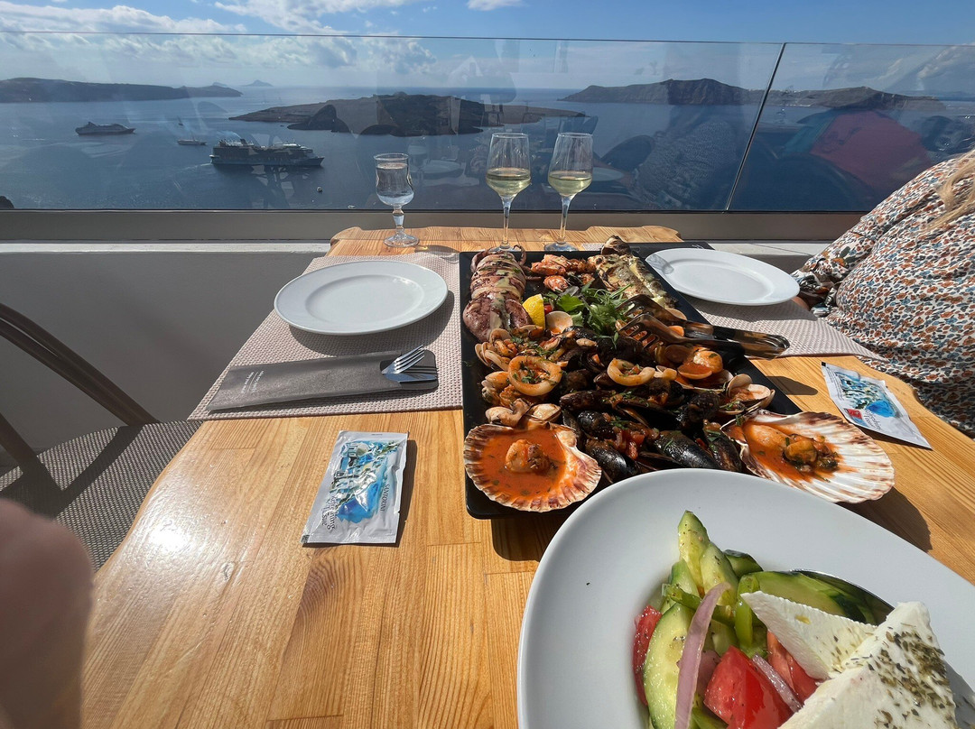 Aris Restaurant
