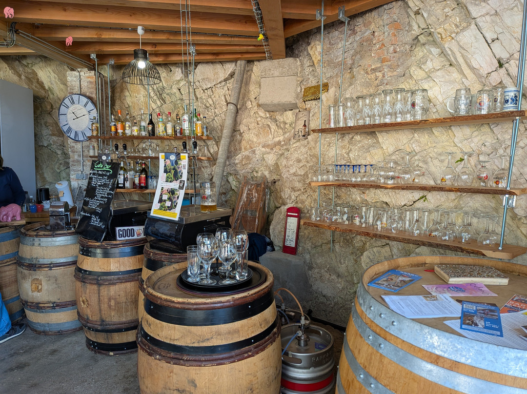 Le M Barret