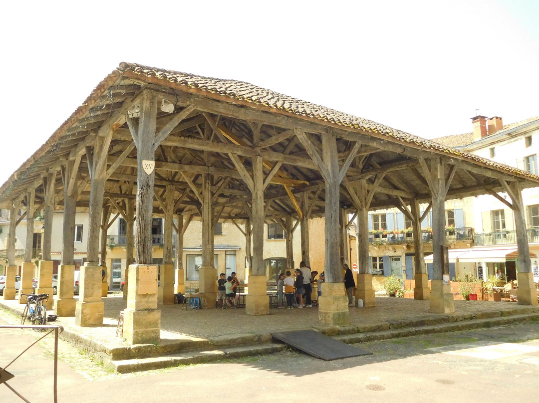 Halle de Belves-Belves必去景点