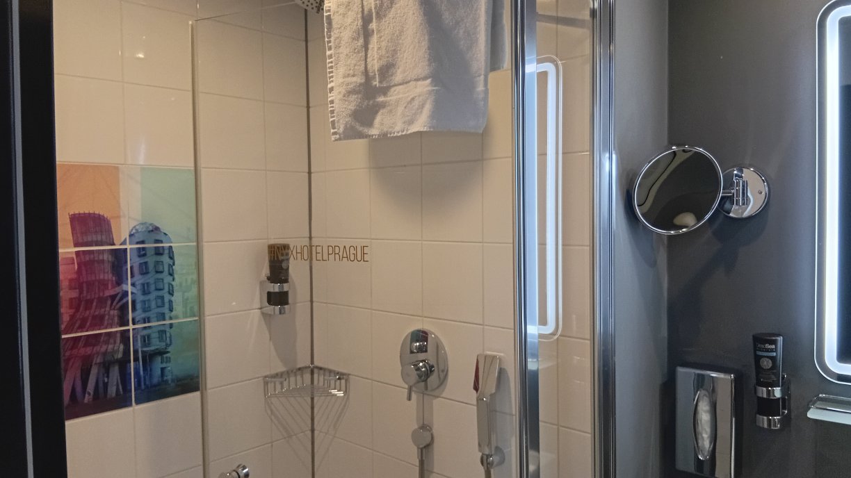布拉格NYX莱昂纳多酒店-浴室