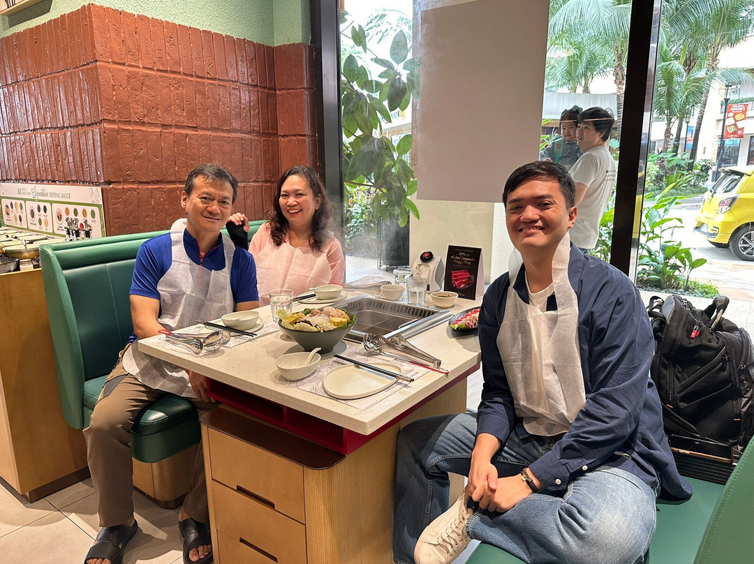 A1 Family Shabu Shabu, Santolan