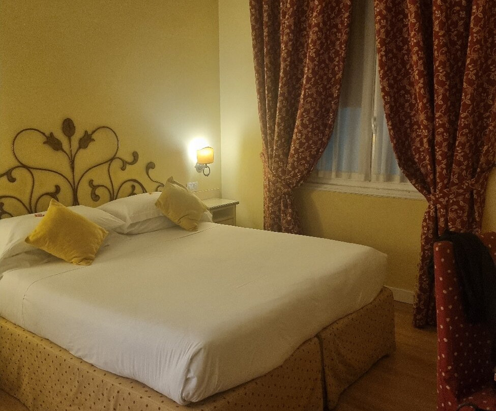 伊尔贾迪诺帝艾巴洛酒店主图