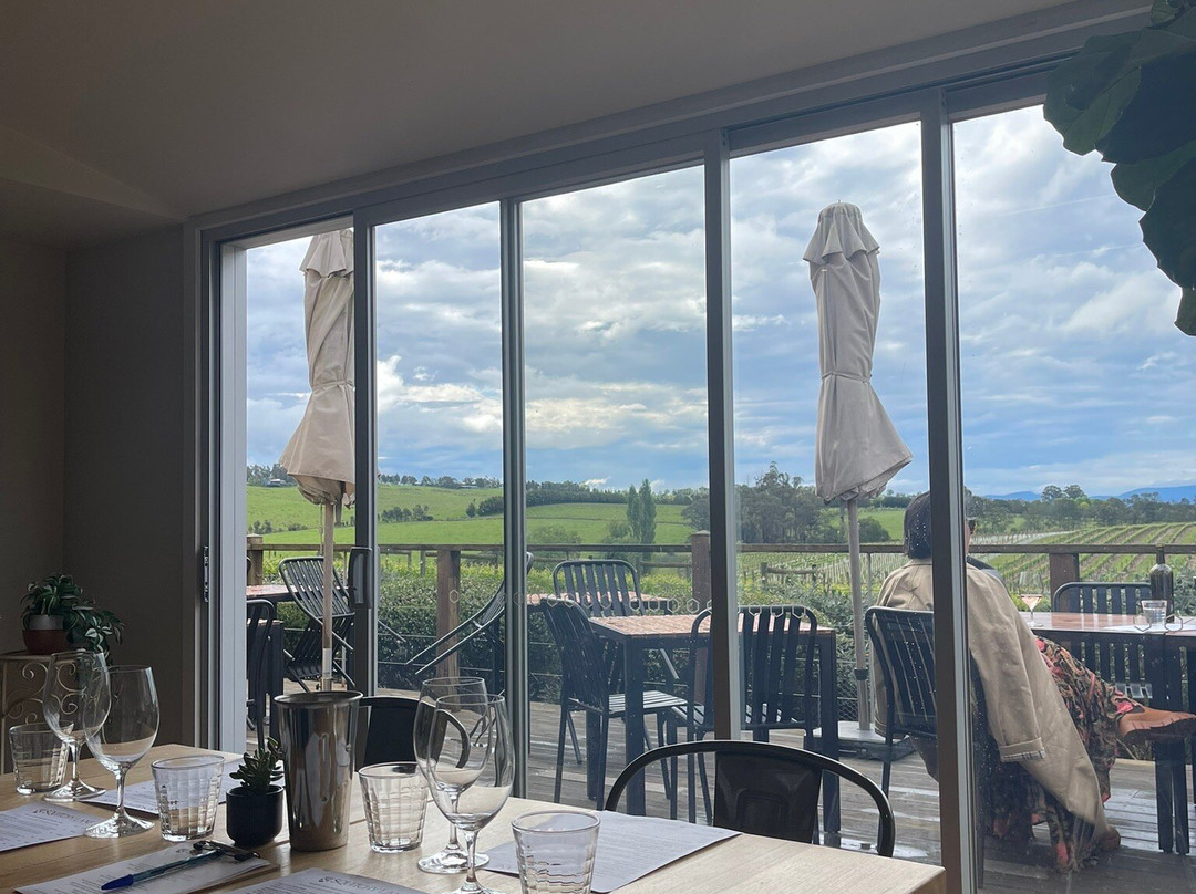 Squitchy Lane Vineyard-Gruyere必去景点