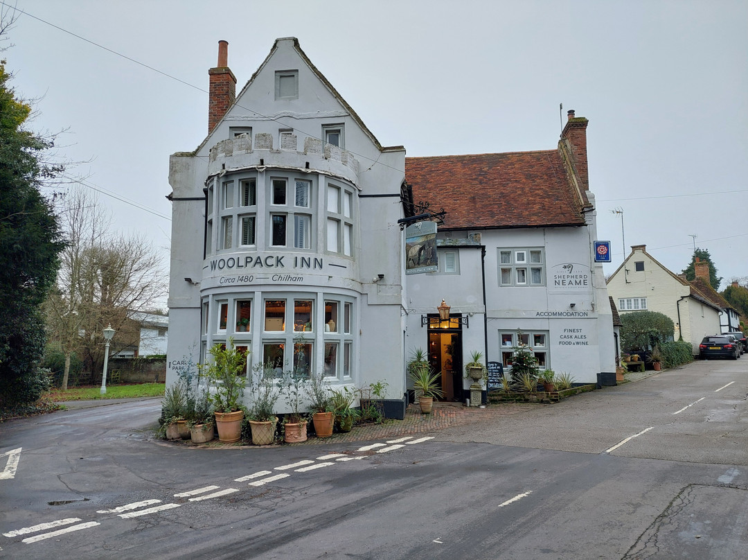 The Woolpack Hotel主图