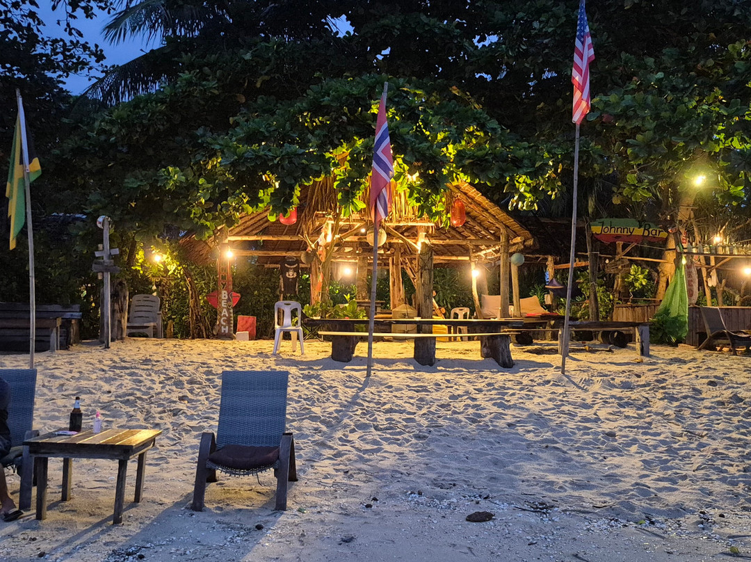 Johnny Bar-卡农必去景点