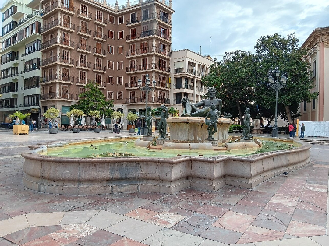 Plaça de la Reina-巴伦西亚必去景点