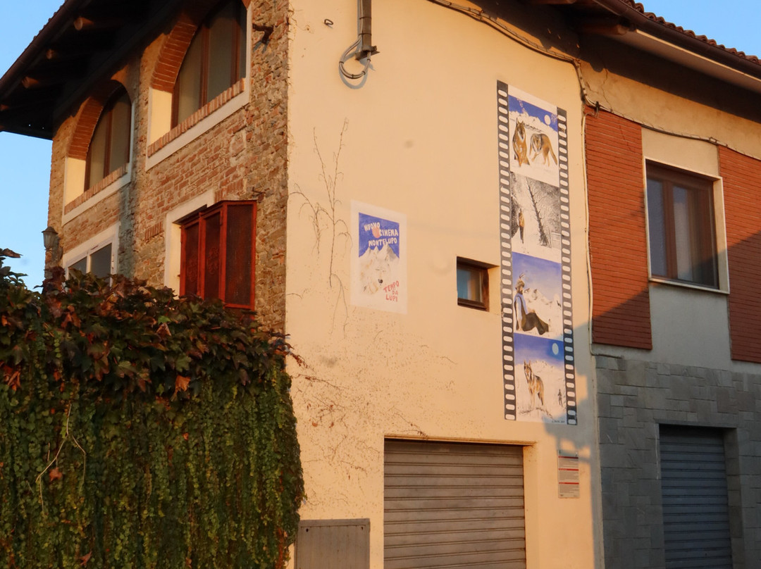 Percorso Murales-Montelupo Albese必去景点