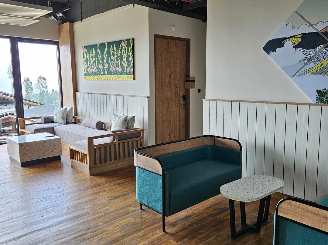 Jambuluwuk Bromo Poshtel