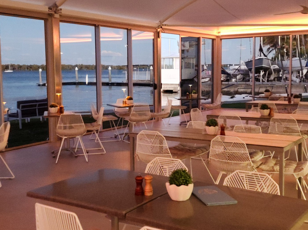 Hollywell Bar and Bistro-绍斯波特必去景点