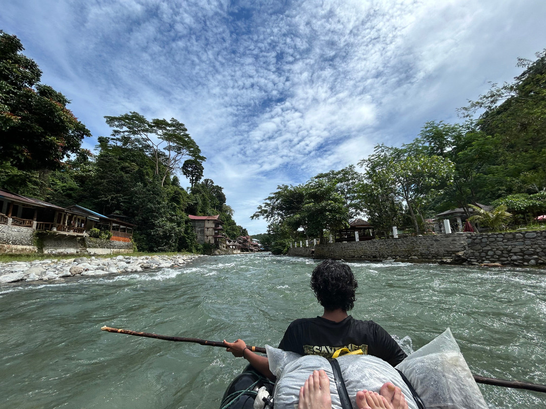 Sumatra Tour Adventures-武吉拉旺必去景点