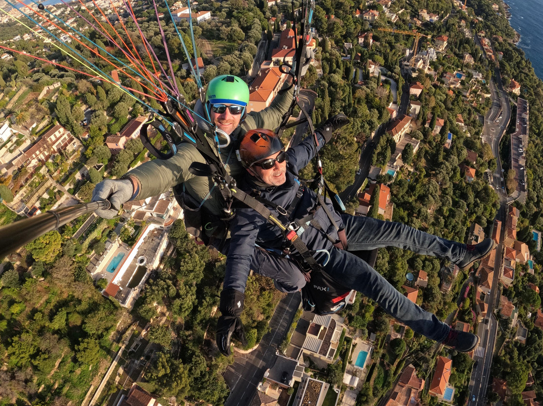 Azur Parapente-罗克布伦第马丁必去景点