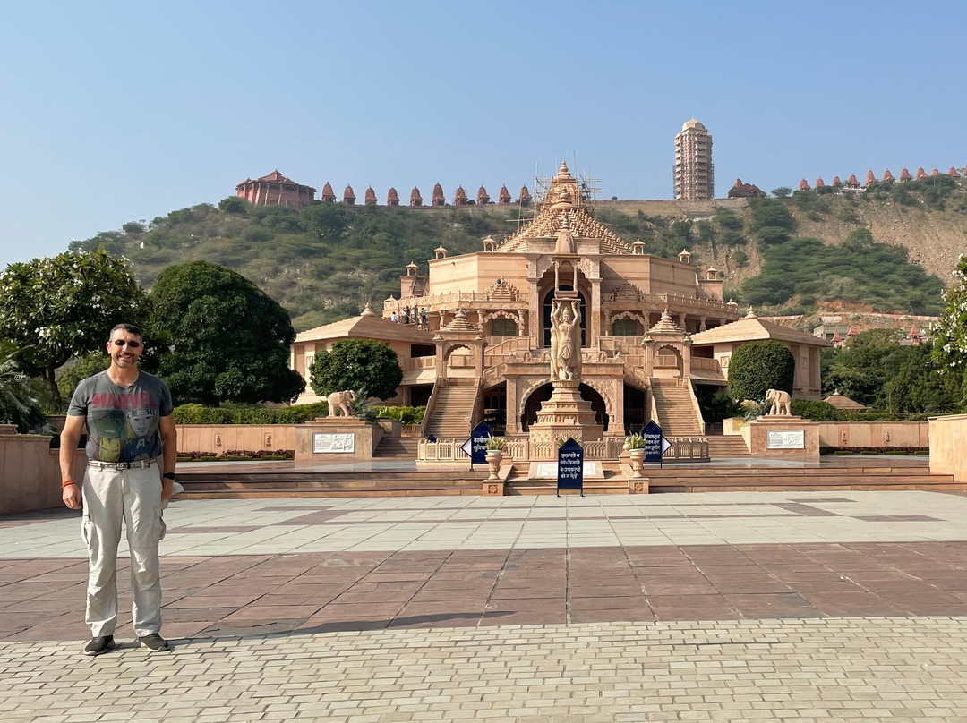 Nareli Jain Temple-阿杰梅尔必去景点