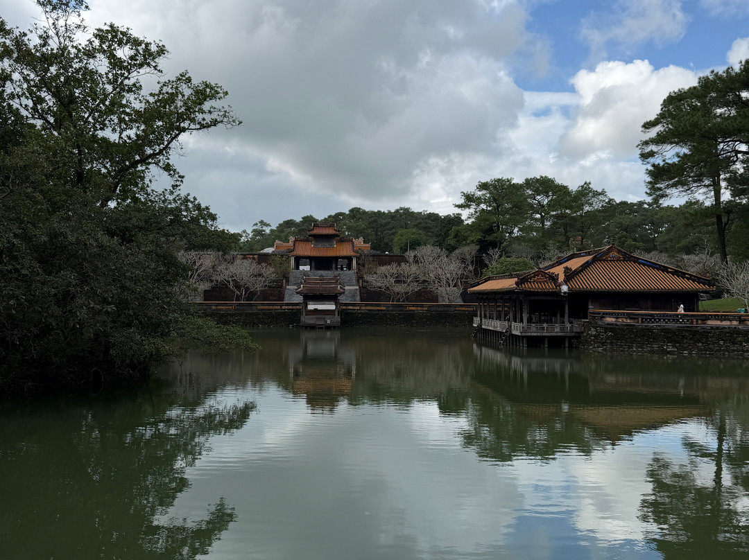 Lam's Travel - Private Day Tours-顺化必去景点