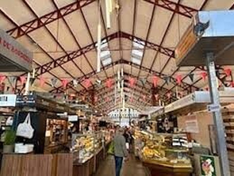 Mercado Les Halles-比亚里茨必去景点