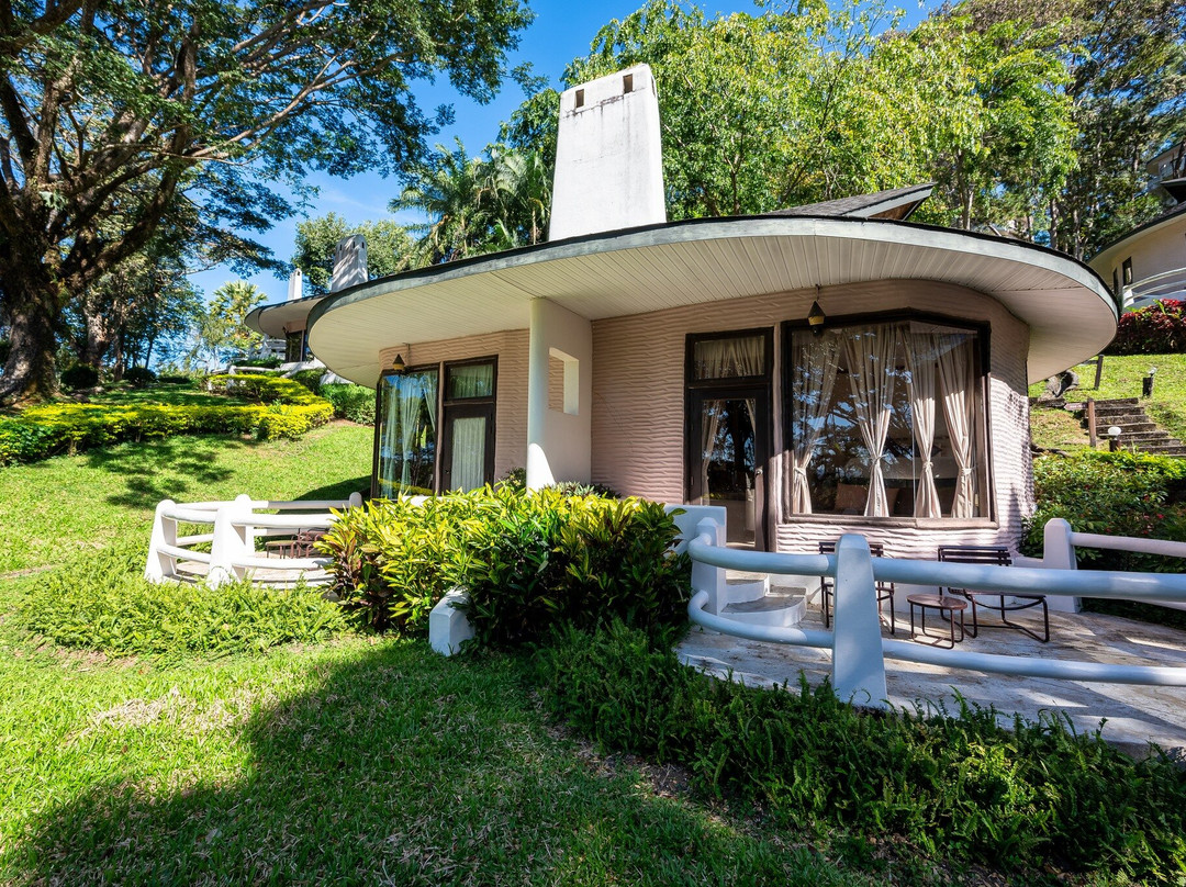 佩查邦帝王普款山度假酒店主图