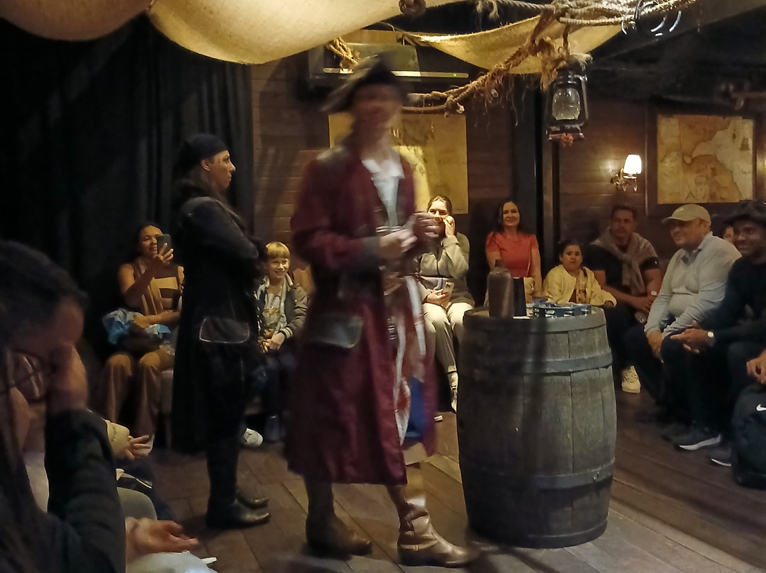 Aventura Pirata-康泊琉海水浴场必去景点