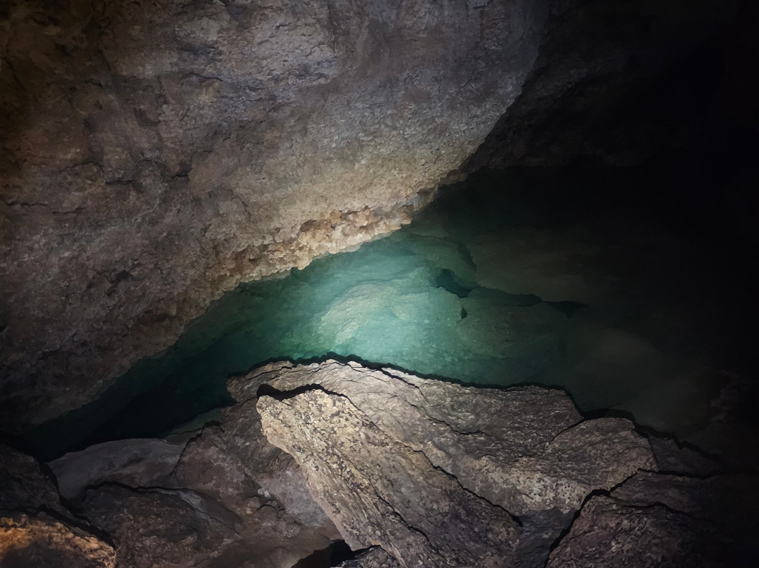 Go Caving Bonaire-Kralendijk必去景点
