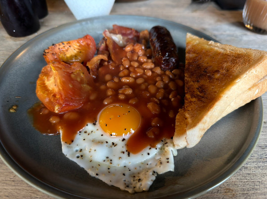 The George Hotel主图